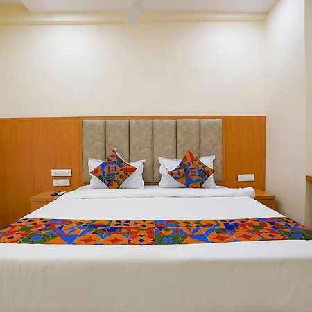 Fabhotel 7 Square - Nr Bkc Mumbai  Buitenkant foto