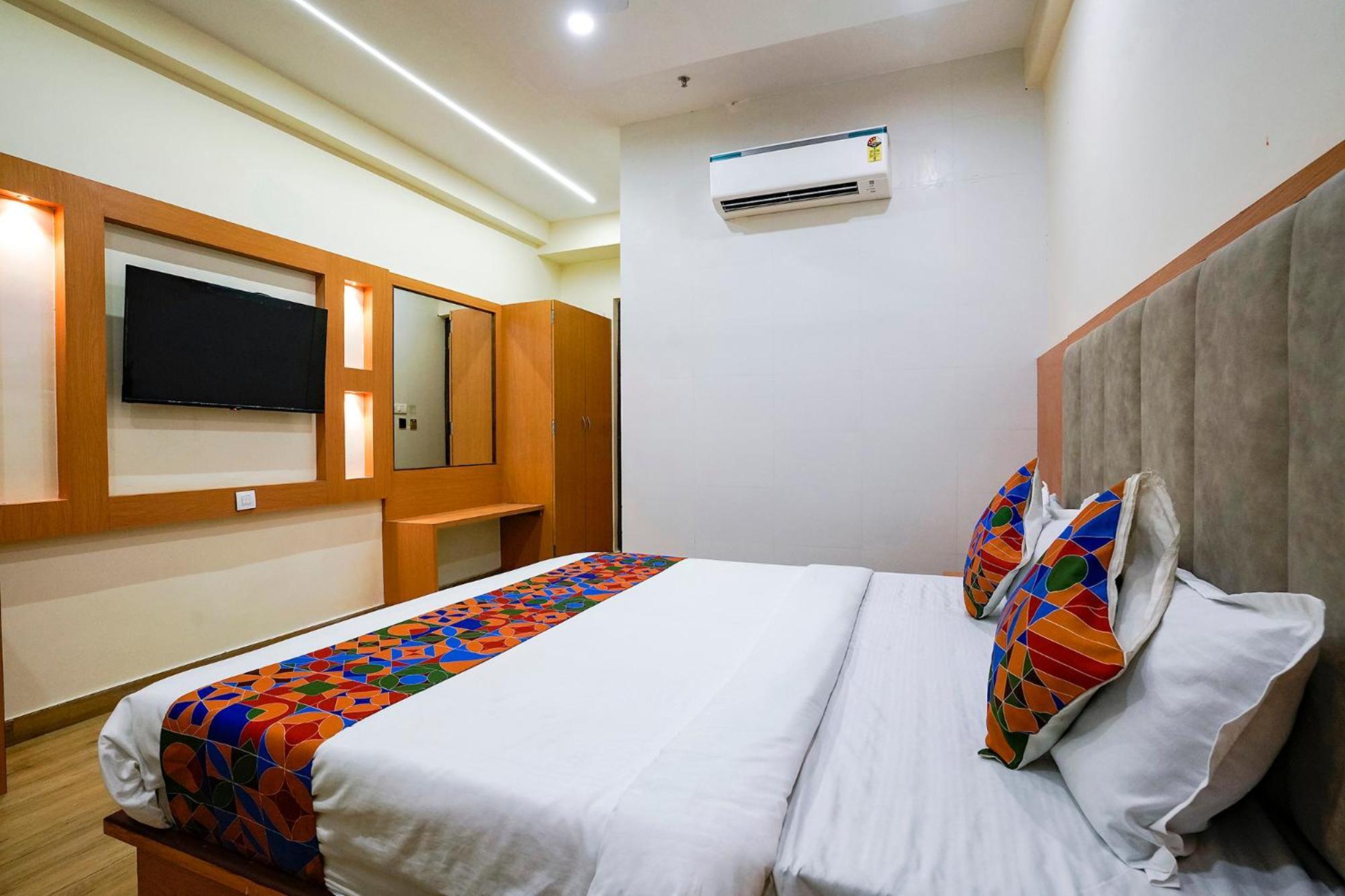 Fabhotel 7 Square - Nr Bkc Mumbai  Buitenkant foto